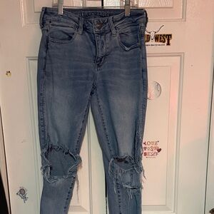 American Eagle ripped skinny jeans size 2